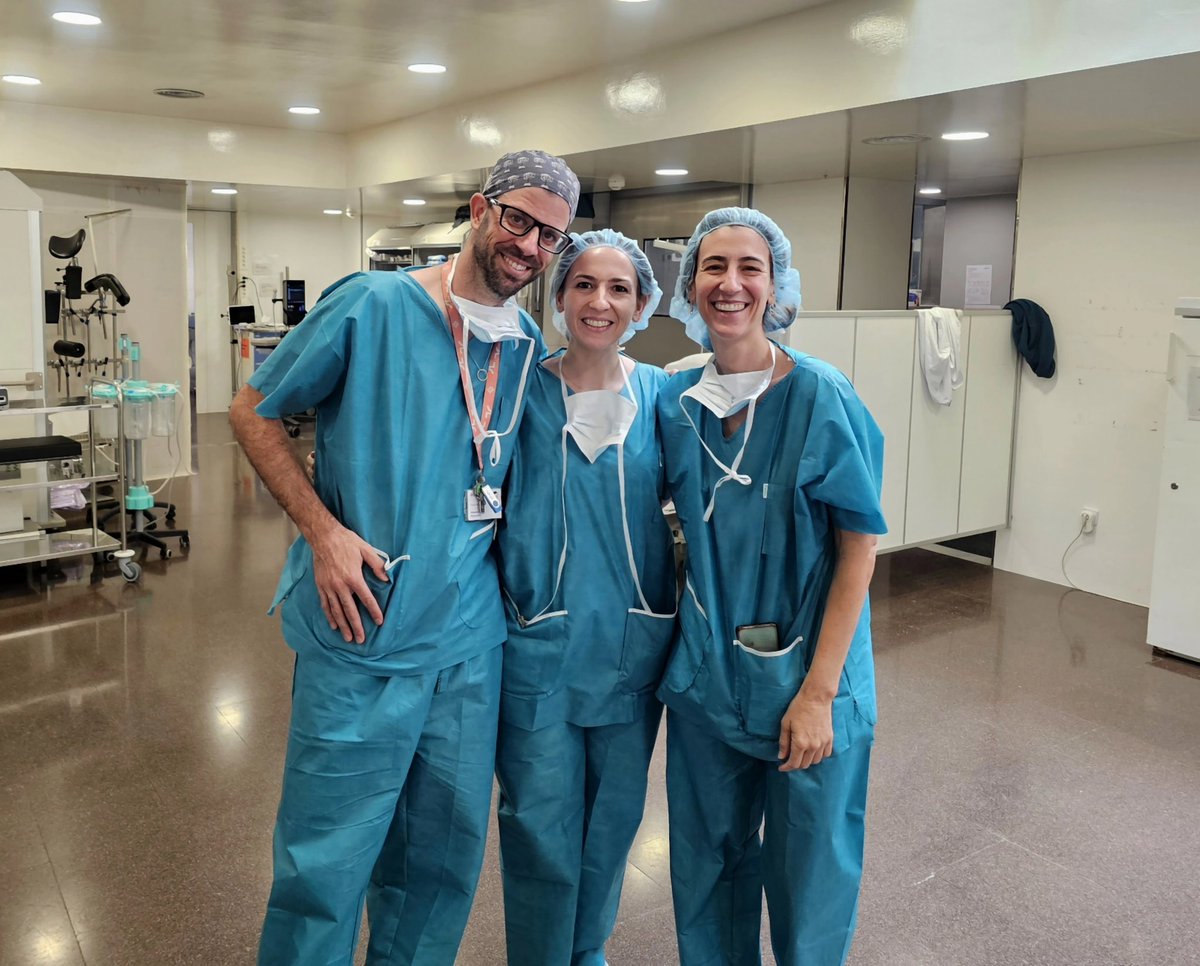 Mireia Vdg (@mirevdg) on Twitter photo Moltes gràcies a tot l'equip de cirurgia de la paret abdominal de l'<a href="/hospitaldelmar/">Hospital del Mar</a> per aquests magnífics dies de formació! ✨️📚🤖 Professionals i ambient 🔝🔝🔝👏 <a href="/alexbravosalva/">Alejandro Bravo Salva MD. PhD. FEBS/AWS.</a> <a href="/montsejuvany/">Montse Juvany, PhD</a> Marc Pérez 🙌 #laparedimporta Moltes gràcies a tot l'equip de cirurgia de la paret abdominal de l'<a href="/hospitaldelmar/">Hospital del Mar</a> per aquests magnífics dies de formació! ✨️📚🤖 Professionals i ambient 🔝🔝🔝👏 <a href="/alexbravosalva/">Alejandro Bravo Salva MD. PhD. FEBS/AWS.</a> <a href="/montsejuvany/">Montse Juvany, PhD</a> Marc Pérez 🙌 #laparedimporta