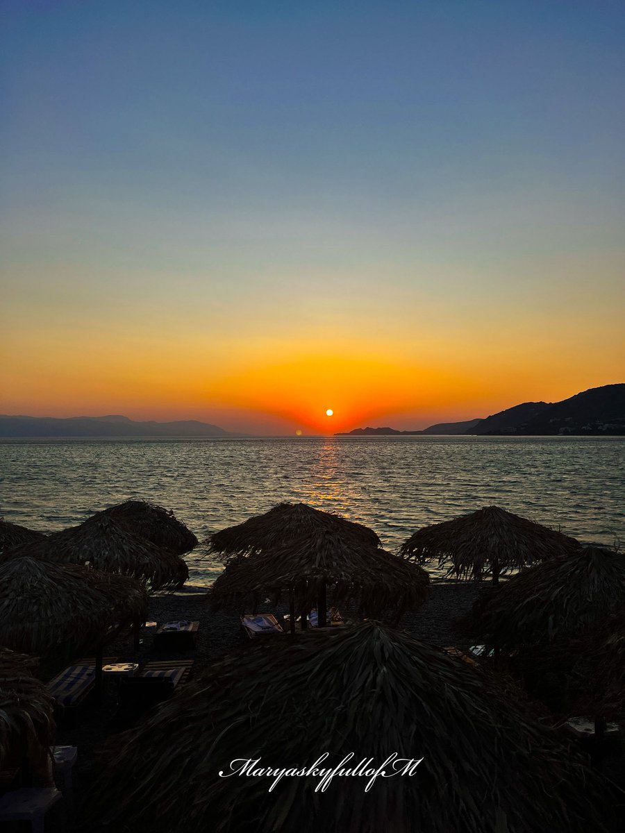 Mary๐ป (@maryaskyfullofm) on Twitter photo Slow down a little.. get yourself some coffee and enjoy sunset ๐
 Slow down a little.. get yourself some coffee and enjoy sunset ๐