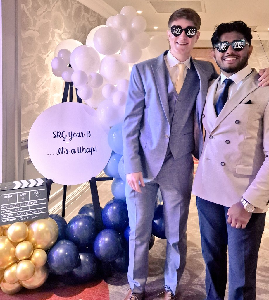 srgchs's tweet image. #Prom #Year13
A beautiful evening with the best of young people. They are a credit to themselves, their families, and our school, and we wish them the best of luck in making their dreams come true 🙏👏👏 Thanks to Mrs Jones and her team #LearningtogetherinChrist 💙🙏