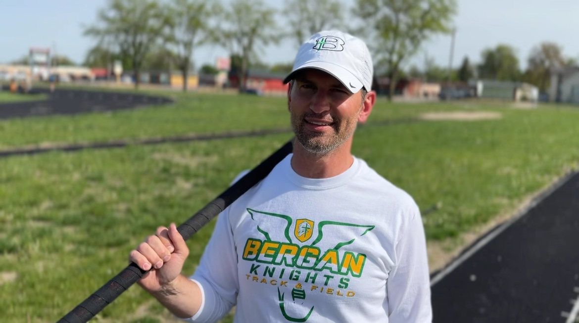 🚨 Bergan Family! If we hit our Bergan Fund goal by July 1, Mr. K will POLE VAULT! 🏃‍♂️

Help us reach the finish line—every gift counts!

Donate today &amp; let’s make it happen!
#GoKnights #BerganFund #PoleVaultChallenge

ow.ly/A3ri50Wb2Z4