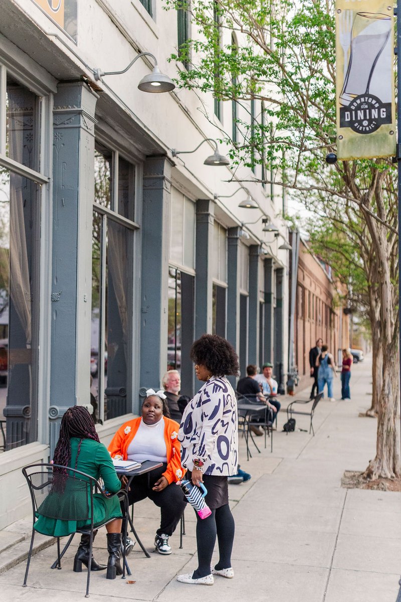 visitaugustaga's tweet image. Bold flavor. Bold experiences. 🍽️🎶 

Explore Augusta’s culture with the FREE Bold Black-Owned Business Pass—your guide to Black-owned restaurants, nightlife, and more.

Start your journey: bit.ly/4nfiFH6

#VisitAugusta #BoldPass #SupportBlackBusiness