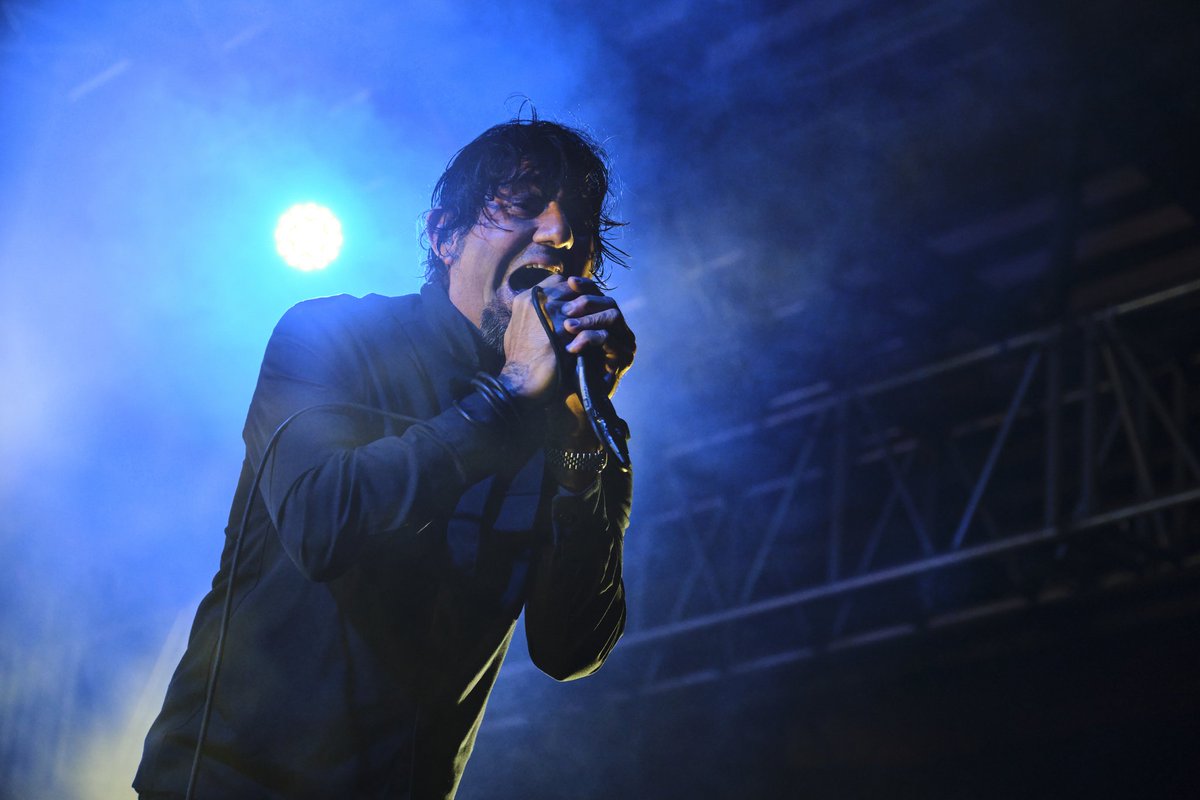 FELIZ CUMPLEAÑOS, CHINO MORENO (<a href="/deftones/">Deftones</a>) 🫡🖤 

este post se comenta solamente con felicitaciones 👀

#CoronaCapital25