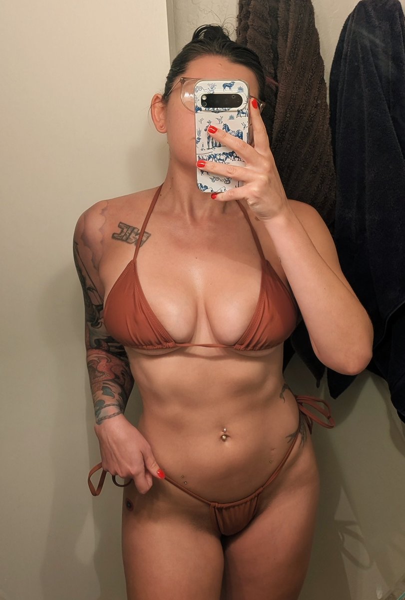 Couldn't even choose one....there's even a third I'll post on backup to see if I'm Shadowbanned there too.