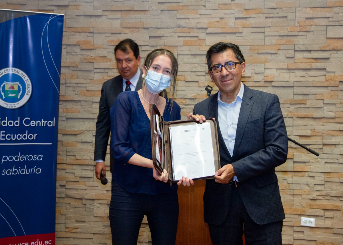 🎓✊ Seis universidades ecuatorianas presentaron los resultados del proyecto “Problemas críticos, oportunidades y buenas prácticas para prevenir y responder a la violencia basada en género en la educación superior”.

📄 <a href="/FeiSoliz/">Fernanda Solíz</a>, coordinadora del proyecto, junto a otros voceros,