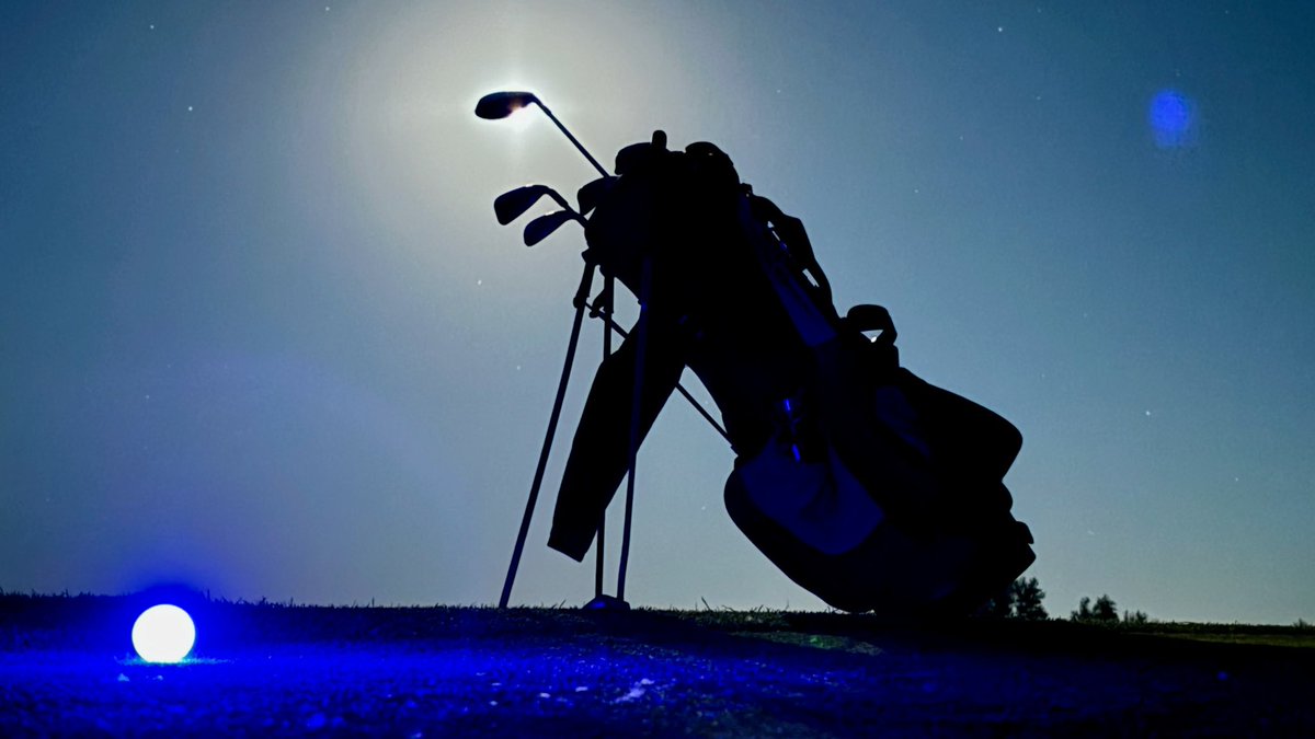 lammyslowdown's tweet image. Due to surgery, and stern advice of medical types, switching up #summersolsticechallenge @TetonLakes ⛳️
Playing from moment I can’t see until I can (instead of the reverse). 

First tee tonight, 10:05ish

Fly, little #glowball, fly!

#DruidicLore 🏴󠁧󠁢󠁳󠁣󠁴󠁿 #walkthecourse #solstice