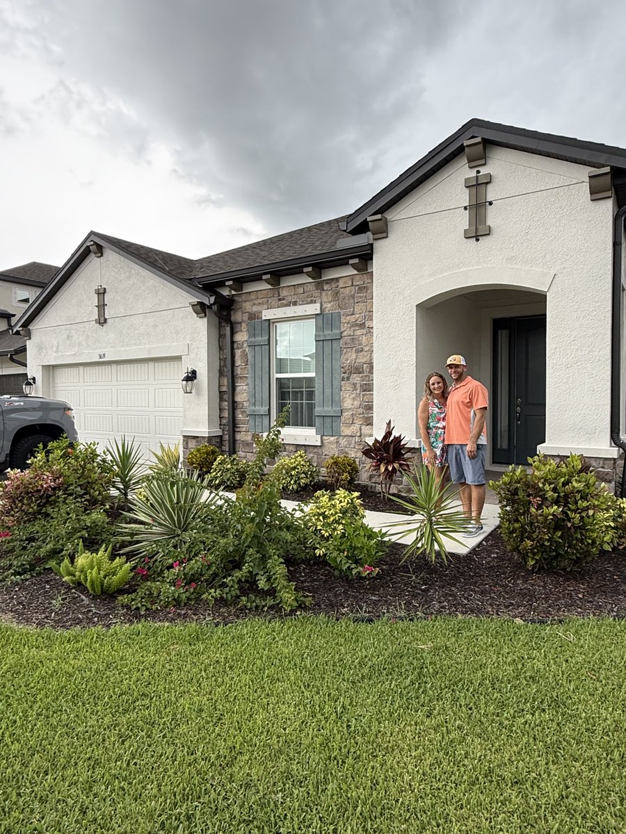 AgtAdamSellsFL's tweet photo. There's nothing better than helping people you truly care about find their perfect spot in paradise! Just closed on the most amazing home for some of our dearest friends, and my heart is absolutely FULL! 

Adam Benmbark
Keller Williams St. Pete
📞 727-222-0084 https://t.co/jYqyvOmw1u