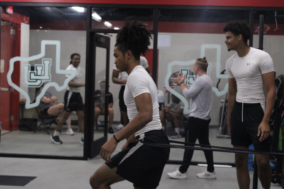 LamarMBB's tweet image. Long week, work was still the same.

#NextLevel