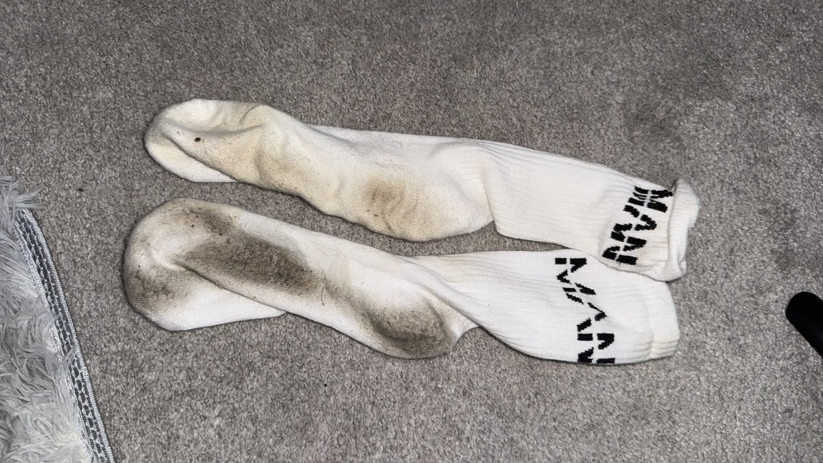 gymgod221's tweet photo. If you could smell these feet, you'd be on your knees begging to serve.
My scent owns you. Tribute or stay broke, loser.
#Findom #CashPig #AlphaFeet #PayToSniff #ObeyYourMaster https://t.co/zSvVwS5t3J