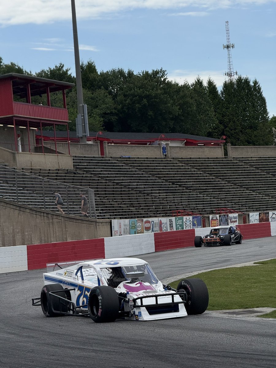 Matthew Dillner (@matthewdillner) on Twitter photo 🚨 <a href="/JournalNow/">Winston-Salem Journal</a> is reporting that NASCAR & the City of Winston-Salem are close to a deal that would bring at least one National-level NASCAR race to <a href="/BGSRacing/">Bowman Gray Stadium</a> for a period of five years. The agreement would include upgrades to the 88-yr old Stadium (a new video scoreboard). 🚨 <a href="/JournalNow/">Winston-Salem Journal</a> is reporting that NASCAR & the City of Winston-Salem are close to a deal that would bring at least one National-level NASCAR race to <a href="/BGSRacing/">Bowman Gray Stadium</a> for a period of five years. The agreement would include upgrades to the 88-yr old Stadium (a new video scoreboard).