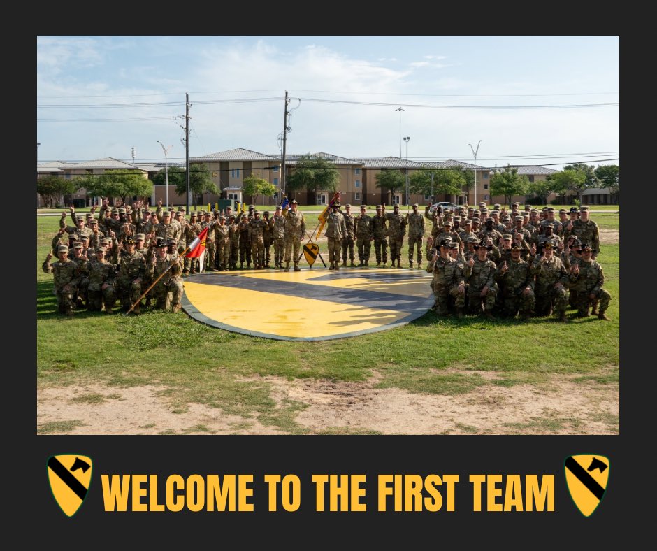 1stCavalryDiv's tweet image. This week around the Cav:
We proudly welcomed our newest First Team Troopers.
1st Armored Brigade Combat Team held a change of command ceremony
3rd Armored Brigade Combat Team Troopers took part in a brigade run
#FirstTeam | @iiiarmoredcorps | @FORSCOM | @USArmy
