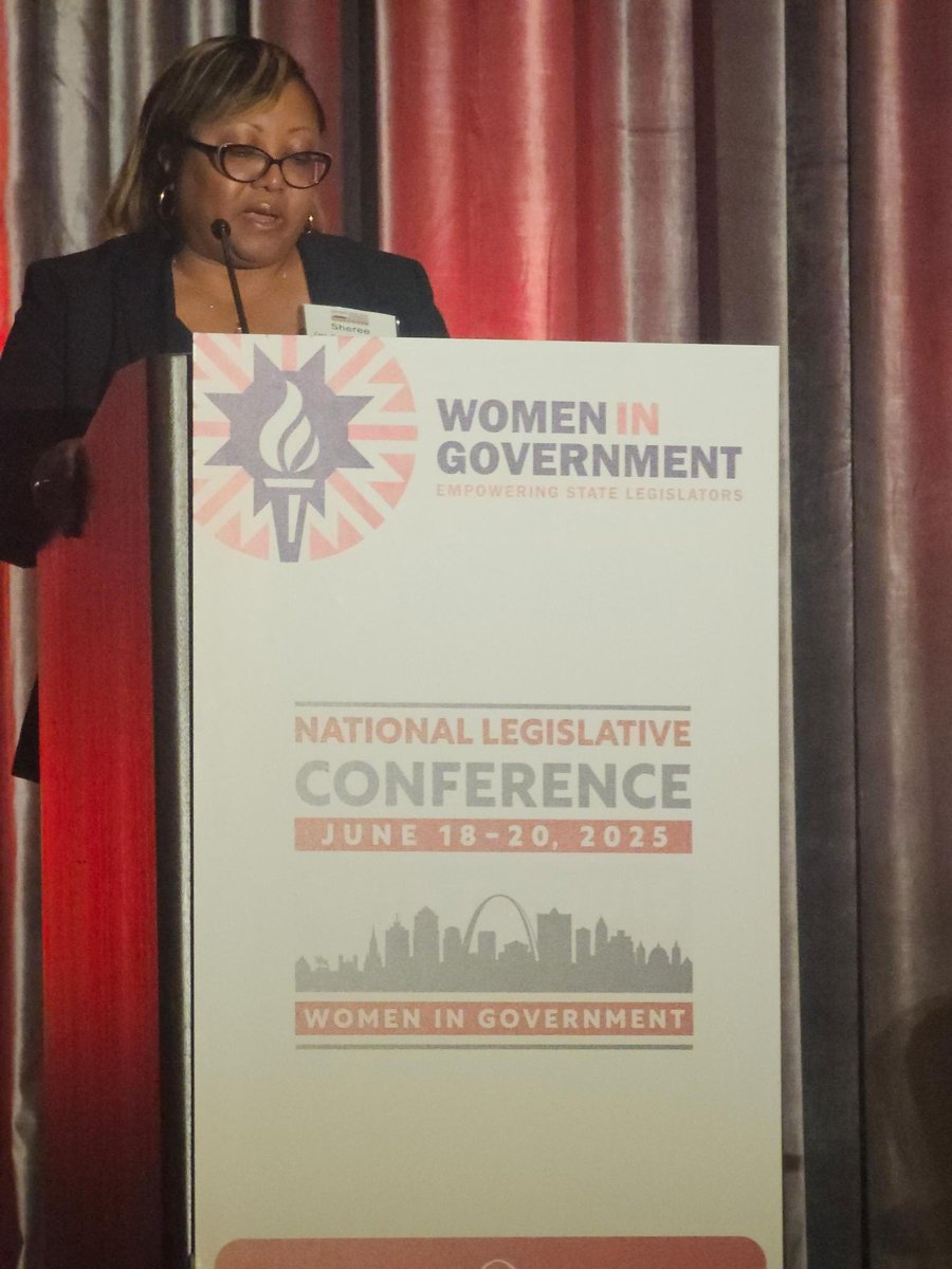 ColPamStevenson's tweet image. Finishing out the week in St. Louis at the Women in Government National Legislative Conference, connecting with inspiring women leaders from across the country and I even made a furry new friend!