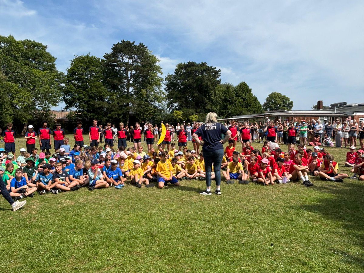 Piggott PE Dept tweet media