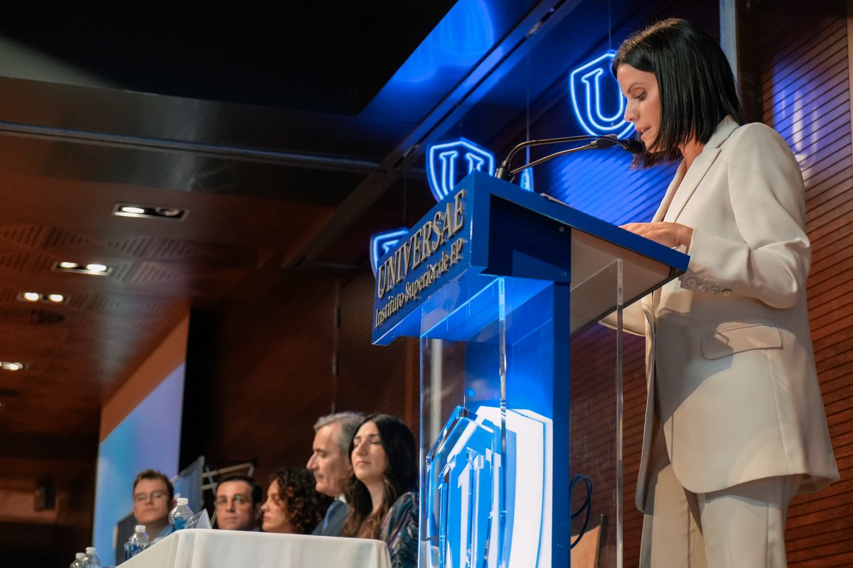 _Universae's tweet image. 🎓 Murcia celebra el esfuerzo y la formación que marcan el comienzo de nuevas etapas.
Un día que recordaremos. 🚀
#GraduaciónUNIVERSAE #AlumniUNIVERSAE #Murcia