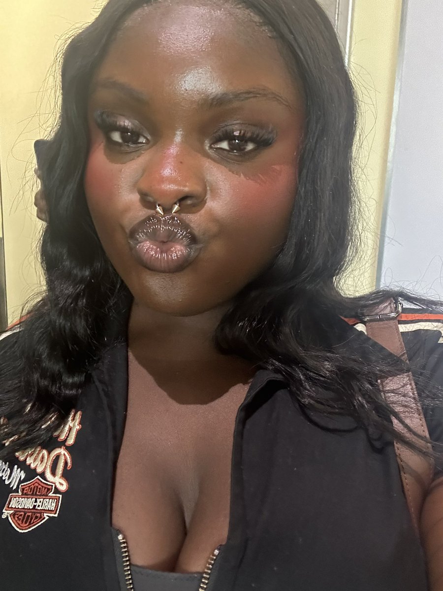 leavemeat tweet media