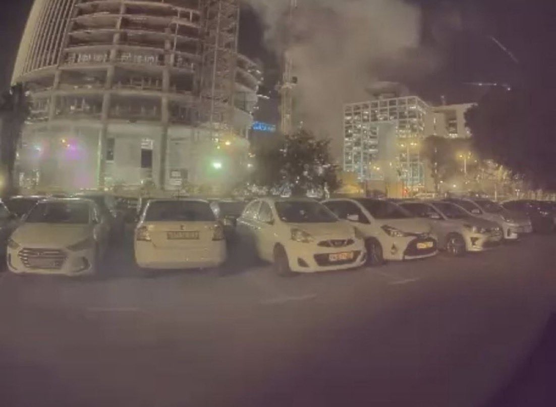 إزالة الكيان الصهيوني من الشرق الأوسط مطلب شعبي عالمي. 

هل تتفق معي