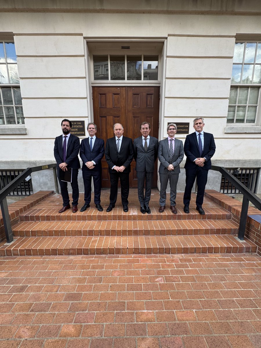 wertheing's tweet image. Con un gran equipo y el trabajo conjunto entre la Cancillería y el Ministerio de Economía, mantuvimos una reunión muy positiva con el USTR. Seguimos avanzando en las nuevas oportunidades de comercio e inversión para todos los argentinos.