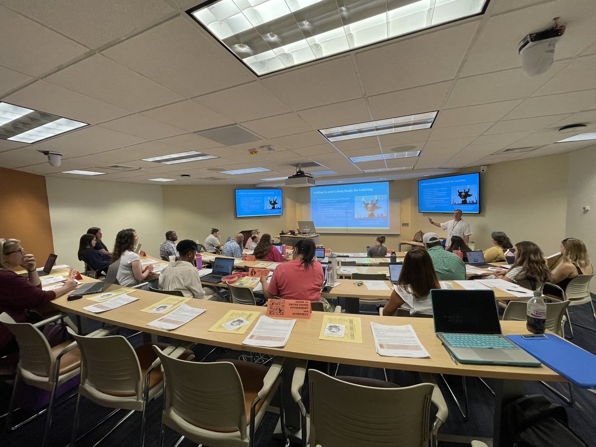 AUEARIC's tweet image. 📚 Big thanks to @BlakeBusbin for facilitating two impactful sessions on the new Alabama Social Studies Course of Study — one tailored for elementary and one for secondary educators!