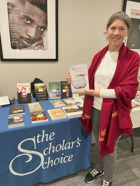 The Scholar's Choice (@scholar_choice) on Twitter photo Today at <a href="/ASFS_org/">ASFS</a> we met <a href="/IllinoisPress/">Illinois Press</a> author Rachel E. Black, with her book Cheffes de Cuisine & <a href="/ucpress/">University of California Press (is on Bluesky)</a> author & conference organizer Emily Yates-Doerr with Mal-Nutrition: Maternal Health Science and the Reproduction of Harm #ASFS40 #FoodJustice2025 Today at <a href="/ASFS_org/">ASFS</a> we met <a href="/IllinoisPress/">Illinois Press</a> author Rachel E. Black, with her book Cheffes de Cuisine & <a href="/ucpress/">University of California Press (is on Bluesky)</a> author & conference organizer Emily Yates-Doerr with Mal-Nutrition: Maternal Health Science and the Reproduction of Harm #ASFS40 #FoodJustice2025