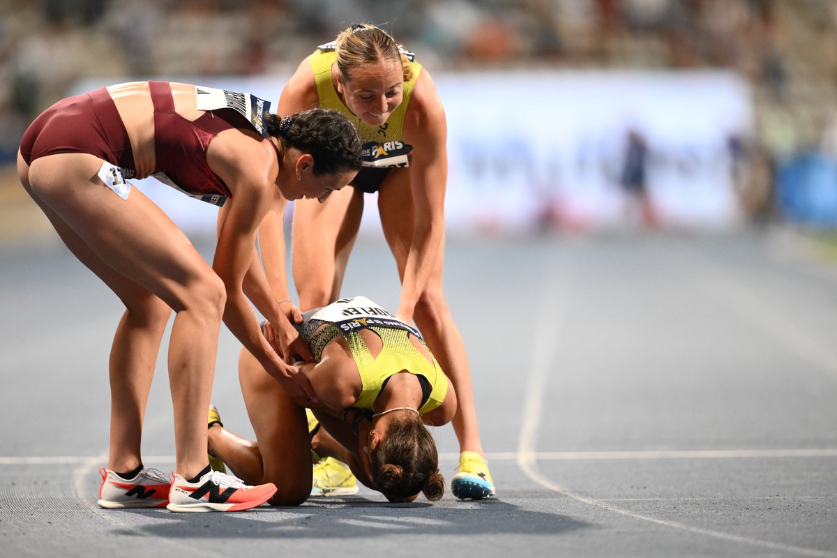 L'esprit d'équipe🫶

Agathe Guillemot termine 8e en 3'58"44, mais l'une des plus belles joies de la soirée est signée Sarah Madeleine, qui explose son record personnel en 3'59"06💥

#MeetingParis #ParisDL