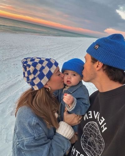 𝑂𝑛𝑒 𝑑𝑎𝑦 💙