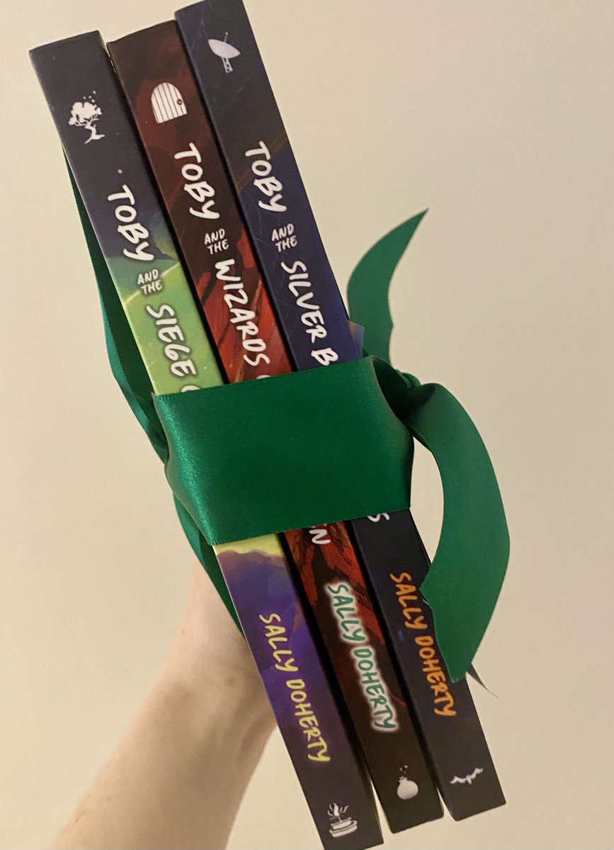After no website sales for a month, I’m sooo pleased to have sold fours sets of the trilogy this week!

(Limited £20 offer plus postage at the mo if anyone else's interested!)

🧑🏻‍🦱Young carer 
🛌Mum with M.E
🧙‍♀️Witch in the attic 
🏢Sinister organisation
🌠Secret city in the sky