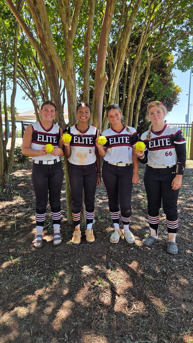 EliteGulick09's tweet image. Elite 2 Impact 0
Elite 6 lady Canes
 DC Summer Showcase 
Two combined Shutouts by our pitching and Catching staff @Adrianna_Gomez5 @A_Winfree66 @allybrehmer @HaydenGulick @LilieAllen @CoachKama @CarEliteNCorg @PACKUPSTATE