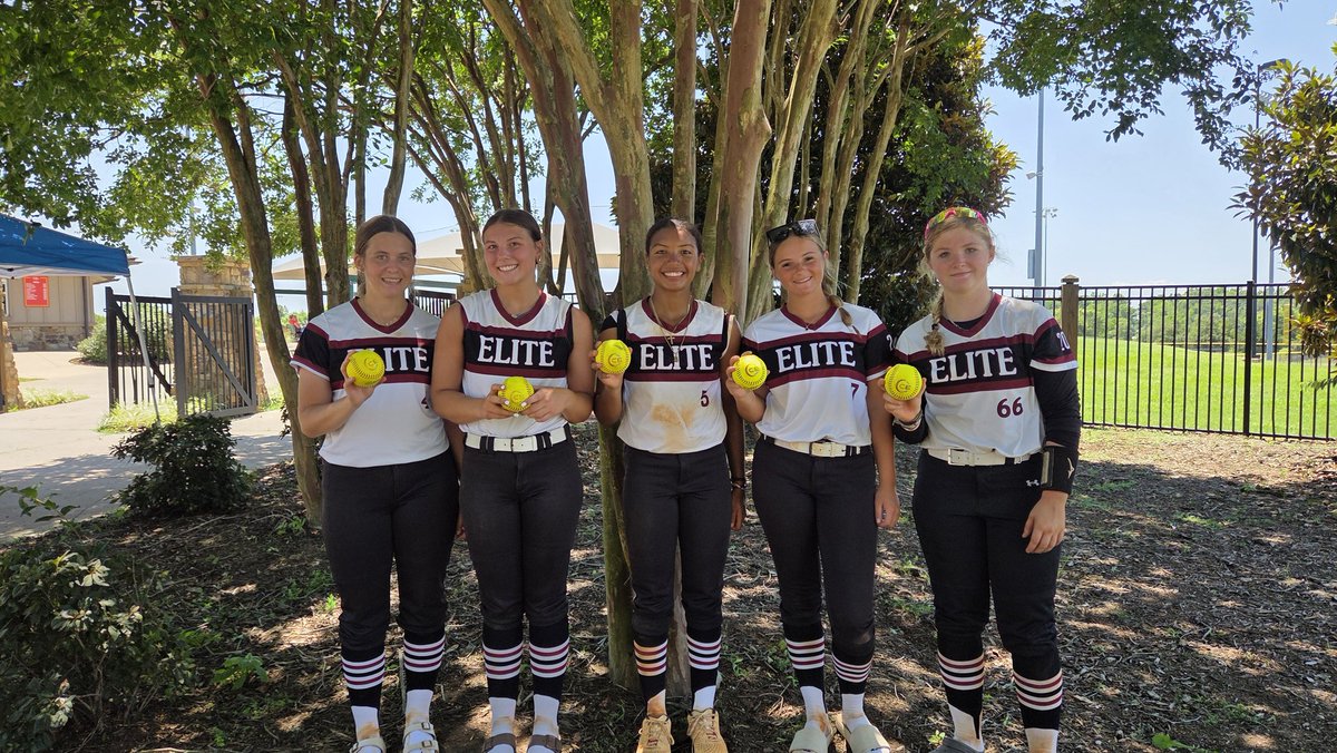EliteGulick09's tweet image. Elite 2 Impact 0
Elite 6 lady Canes
 DC Summer Showcase 
Two combined Shutouts by our pitching and Catching staff @Adrianna_Gomez5 @A_Winfree66 @allybrehmer @HaydenGulick @LilieAllen @CoachKama @CarEliteNCorg @PACKUPSTATE