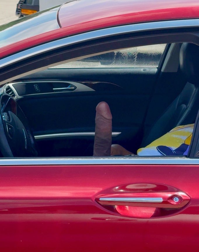 Wyd if u walking through a parking lot and saw this beast?