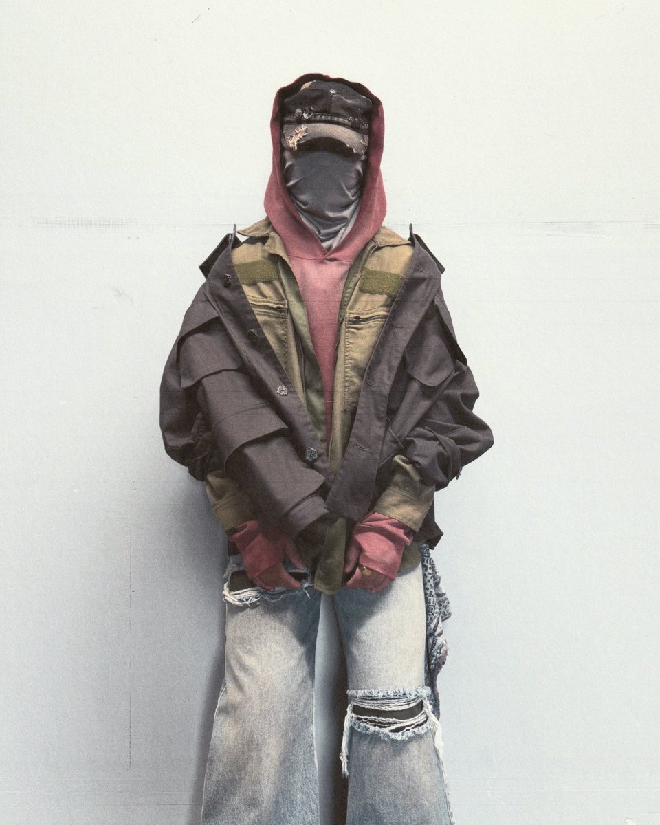 just dropped some new clothes &lt;3