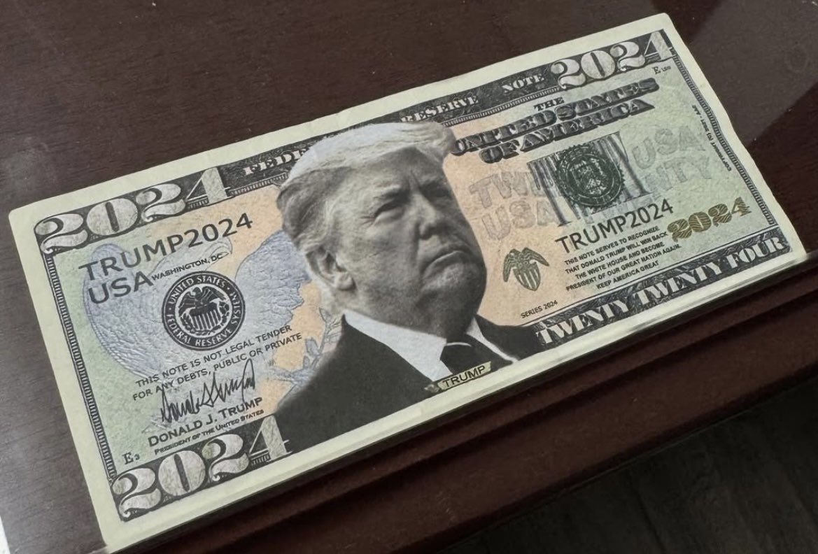The first ever 1 billion dollar bill 🇺🇸