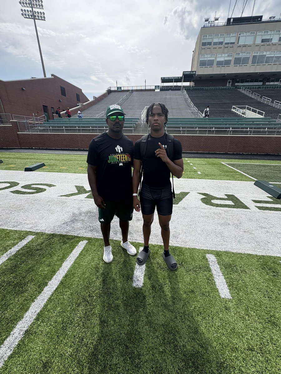 DevonDalla2s's tweet photo. I had a great time today at @OhioFootball @OhioFBRecruit football camp I appreciate coach @DLO614 and  @CoachJohnHauser for helping me add new things to my skills! @WNWarriorsFB class of 2027 ! https://t.co/gWoVwrP0Oj