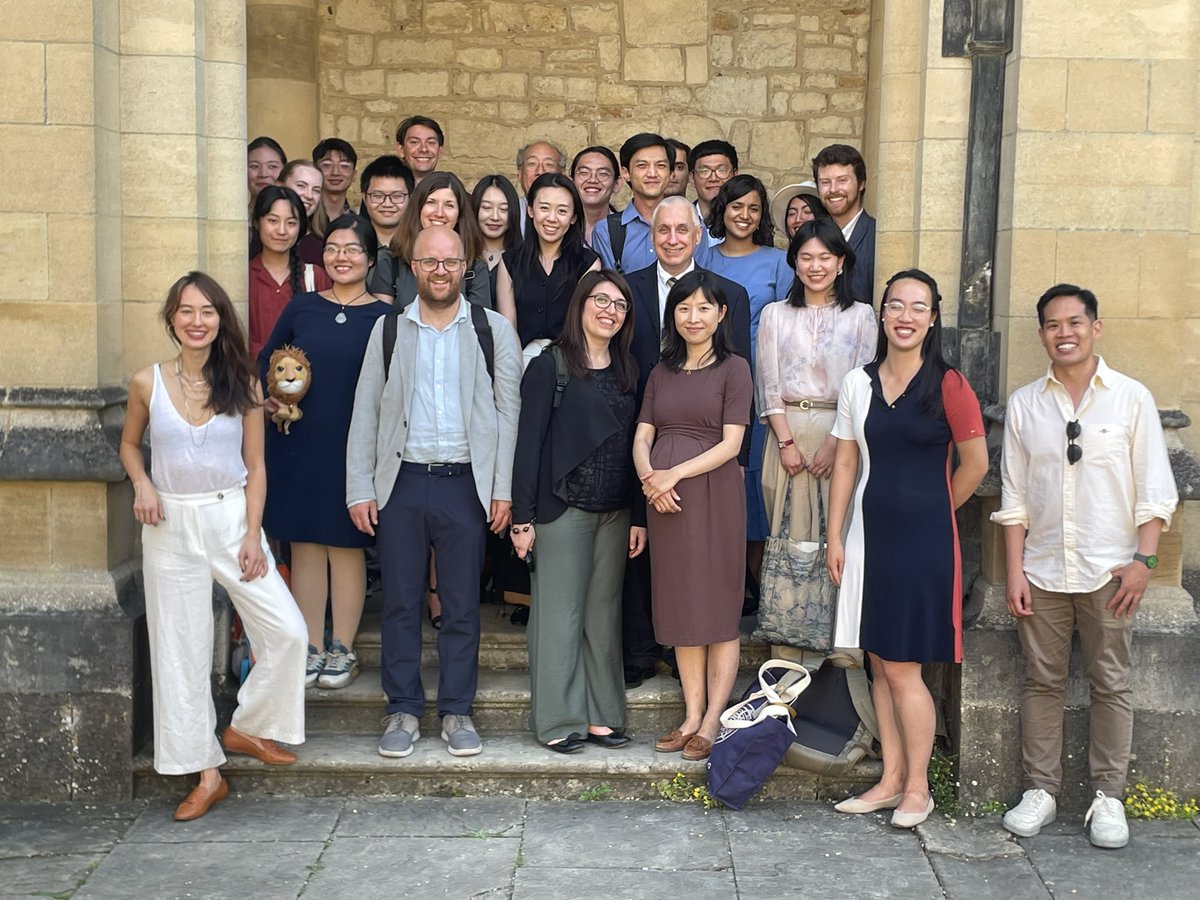 JanusProject_'s tweet image. Conference dinner and drinks at All Souls College.