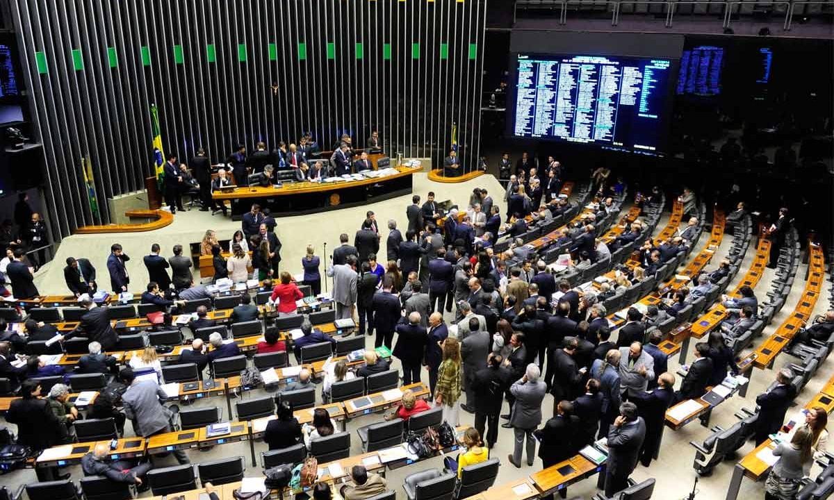 PESQUISAS E ANÁLISES ELEIÇÕES (@pesquisas_elige) on Twitter photo 🚨AGORA: O Presidente Hugo Motta (<a href="/HugoMottaPB/">Hugo Motta</a>, do REP-PB) deve anunciar que TODAS as medidas econômicas do Governo Federal (<a href="/LulaOficial/">Lula</a>) serão rejeitadas pela Câmara. O motivo? O Ministro Flávio Dino (<a href="/FlavioDino/">Flávio Dino 🇧🇷</a>, do Supremo Tribunal Federal) solicitou investigações sobre o 🚨AGORA: O Presidente Hugo Motta (<a href="/HugoMottaPB/">Hugo Motta</a>, do REP-PB) deve anunciar que TODAS as medidas econômicas do Governo Federal (<a href="/LulaOficial/">Lula</a>) serão rejeitadas pela Câmara. O motivo? O Ministro Flávio Dino (<a href="/FlavioDino/">Flávio Dino 🇧🇷</a>, do Supremo Tribunal Federal) solicitou investigações sobre o