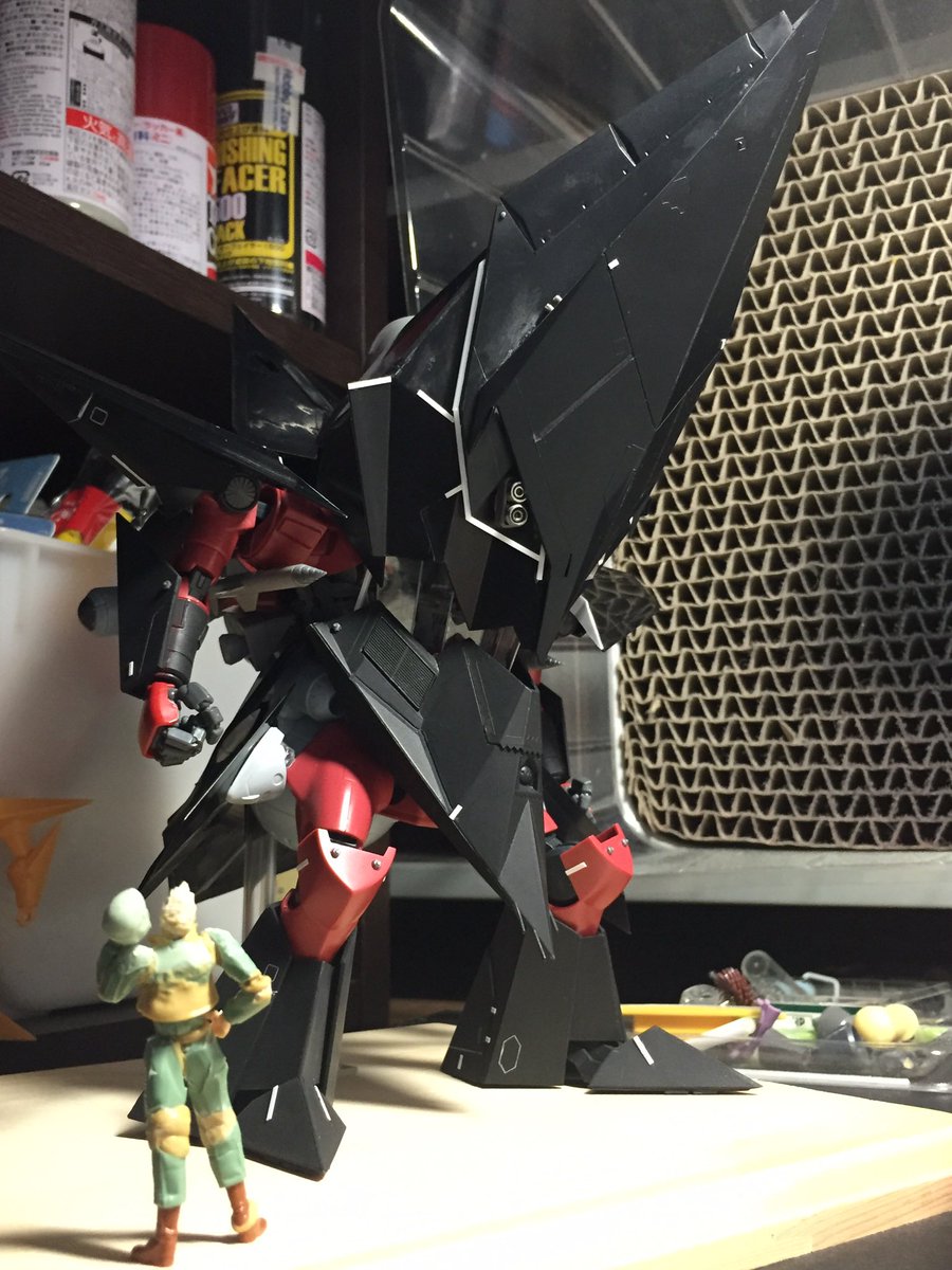 #格好いい俺の機体を自慢したいだけ