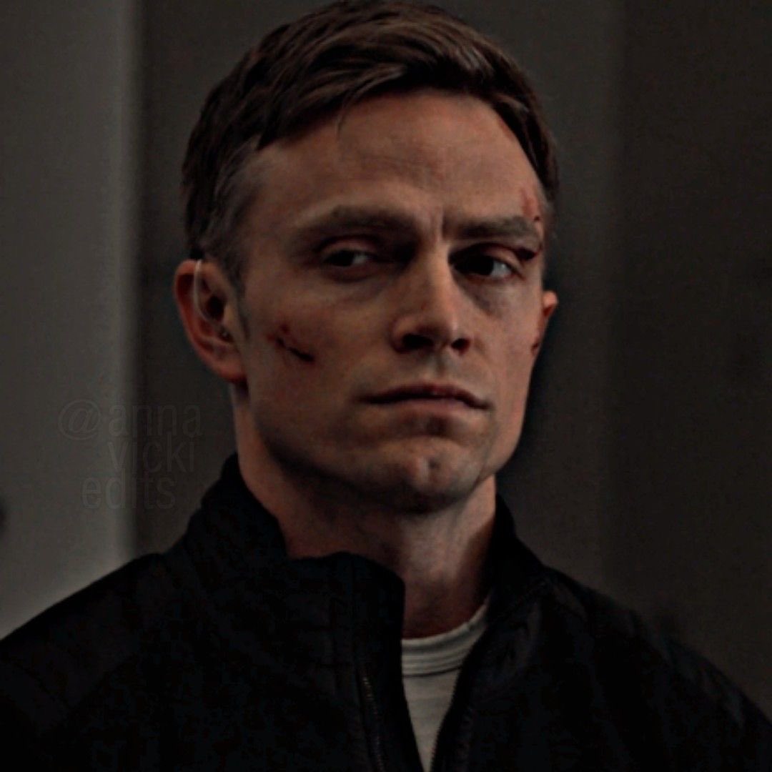 his hazel eyes and murderous tendencies have captivated me