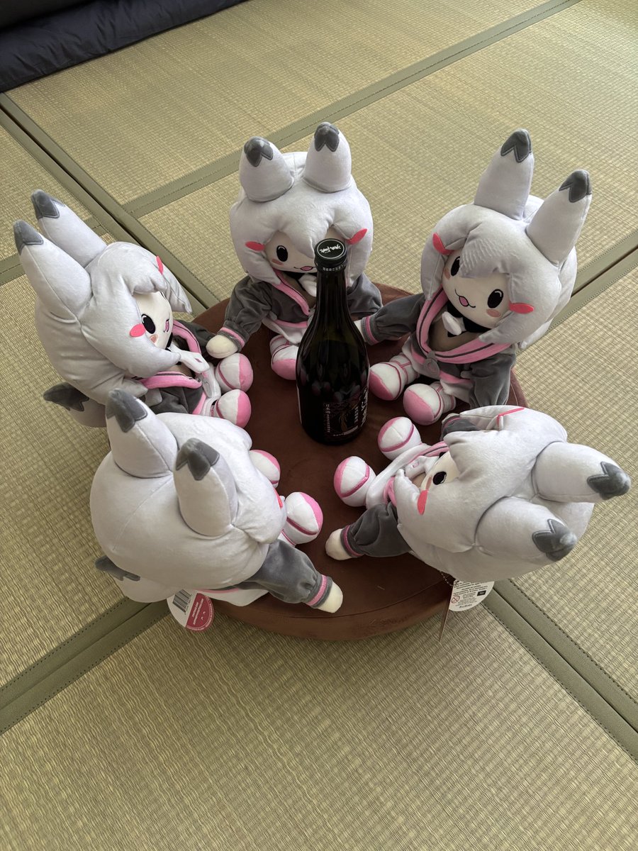 Oceanus Manus (@zer0life) on Twitter photo <a href="/tenmamaemi/">天満 マエミ Tenma Maemi 🍶🦊Phase Connect</a> The hag coven has appeared
#kanpainiki <a href="/tenmamaemi/">天満 マエミ Tenma Maemi 🍶🦊Phase Connect</a> The hag coven has appeared
#kanpainiki