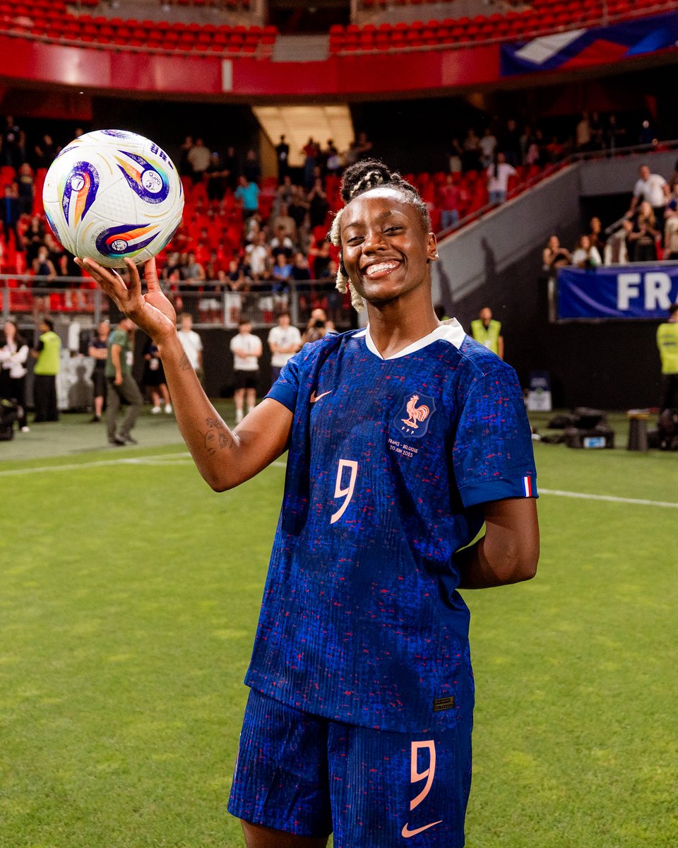 ⚽️⚽️⚽️🎩 #FRABEL