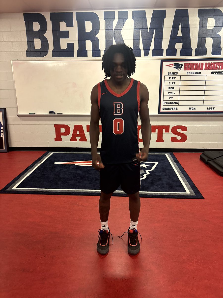 First official week back after being out a month and a half with my new team.We started off 3-0 take care of ya body 😂<a href="/GAcoaches/">GBCA</a> <a href="/KyleSandy355/">Kyle Sandy</a> <a href="/BerkmarPats/">Berkmar Athletics</a>