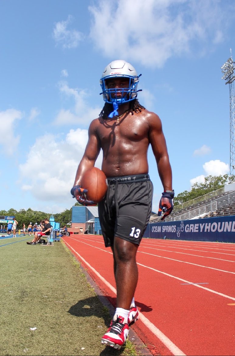 2 months…  

<a href="/OceanSpringsFB/">Ocean Springs Football</a> <a href="/TomLoy247/">Tom Loy</a> <a href="/ChadSimmons_/">ChadSimmons</a>