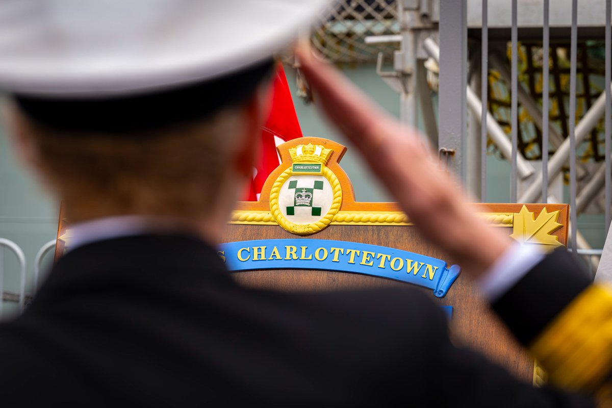 Today, we formally presented the Battle Honour LIBYA, 2011 to #HMCSCharlottetown.
