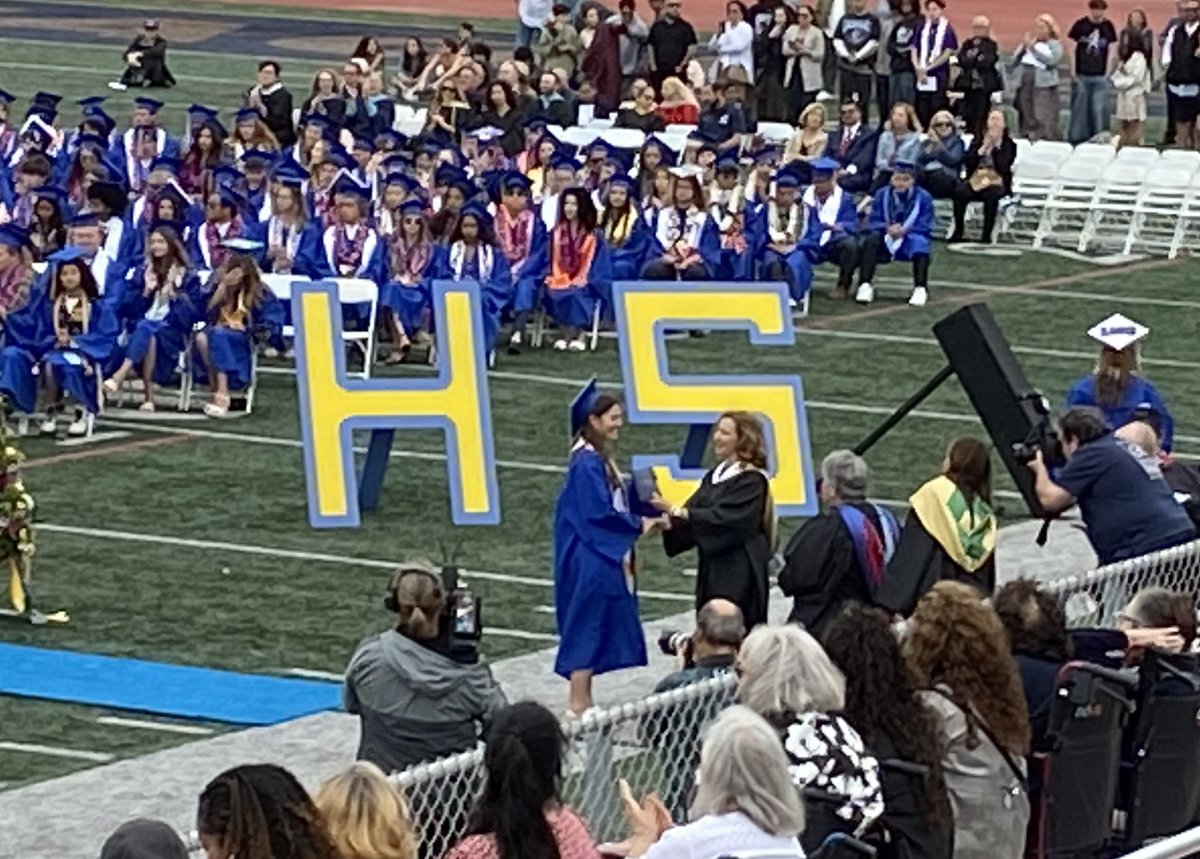 Sienna Mayer tweet media