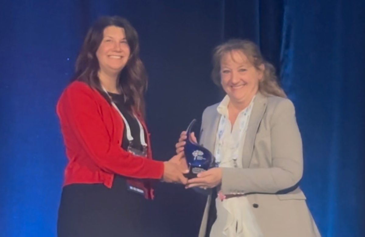 Congratulations to Ava Puccio for receiving the <a href="/Neurotrauma/">NeurotraumaSociety</a> Mary Ann Liebert Inc Award for Science, a career achievement award recognizing notable scientific contributions in the field of neurotrauma and impactful contributions to education and mentoring. neurosurgery.pitt.edu/news/puccio-re…