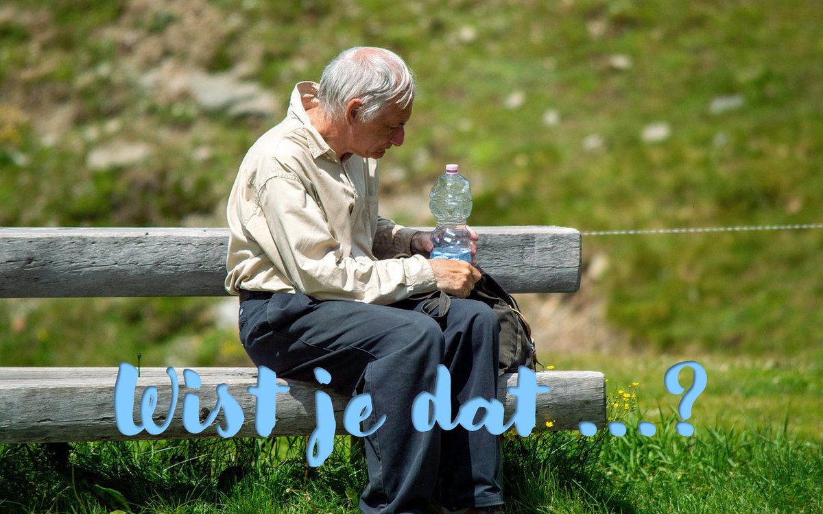 ❓#Wistjedat oudere mensen – zeker bij warm weer – minder dorstgevoel hebben en zo sneller uitdrogen? Met het ouder worden neemt het vermogen van het lichaam om dorst te signaleren af. Dit komt doordat de hersenen minder gevoelig worden voor signalen van uitdroging. Oudere mensen
