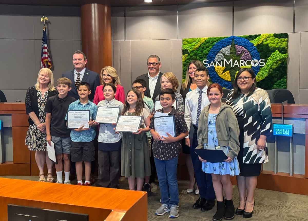 vallecitoswater's tweet image. Knob Hill Elementary students resently presented at the @sanmarcoscity Council meeting & shared what they learned about saving/protecting 💦 from participating in @PoseidonEducat's Water Resource Leadership Program, which was sponsored by VWD. They did a great job!👍👍
