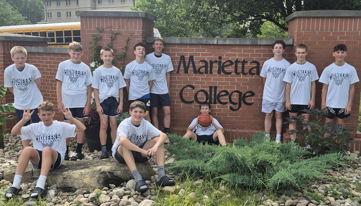 FalconBoysHoops's tweet image. Marietta Middle School Shootout Champions🏆