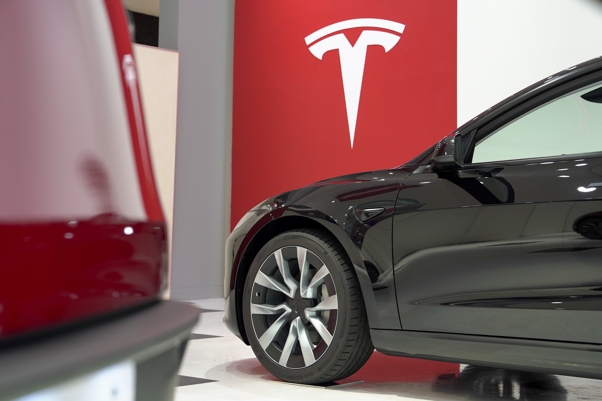 【送料無料/新品】 Tesla Japan on X:  靴