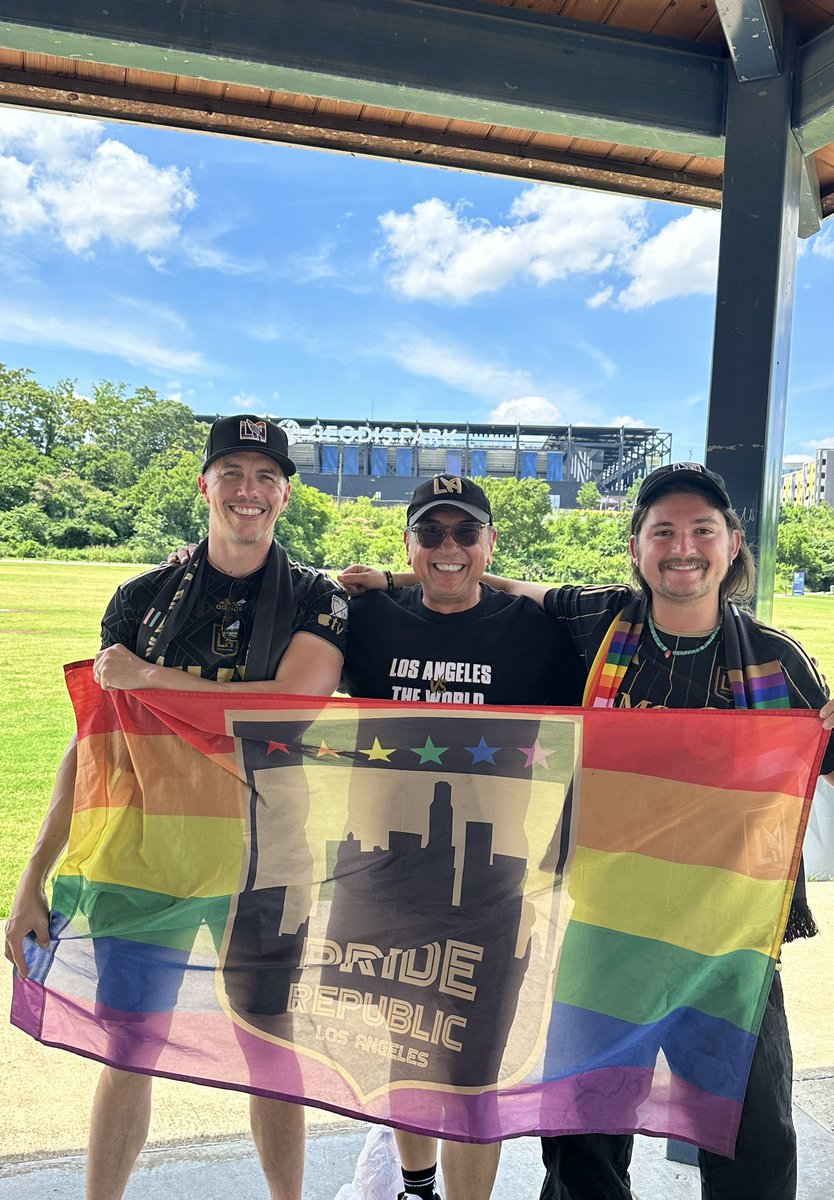 Pride Republic tweet media