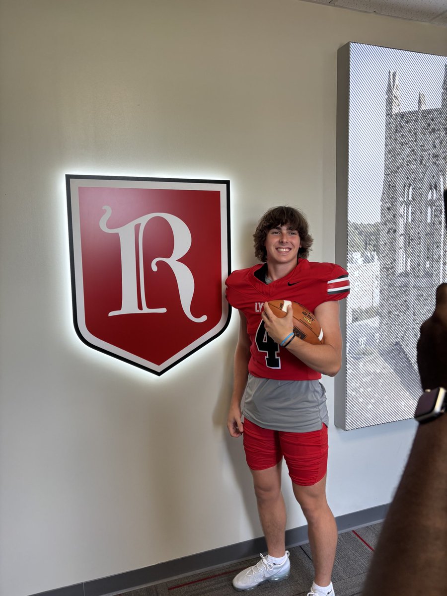 HenryKyle7191's tweet image. Had an amazing day at Rhodes College for an Official Visit! Thank you so much to @coachrichduncan @CoachKalb1 @CoachMShible for giving me an opportunity to learn more about what it means to be a Lynx!🔴⚪️