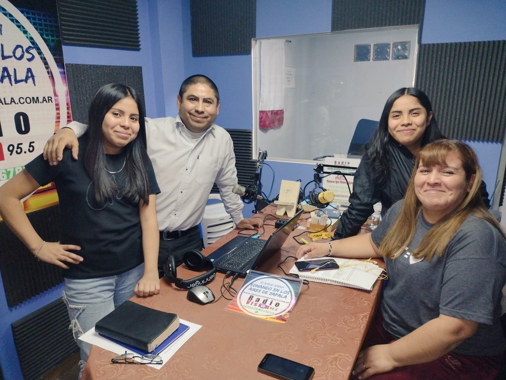 📻Sonrisas compartida en Radio. 🎙️