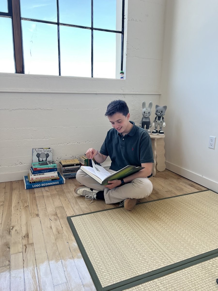 Georg von Manstein tweet media